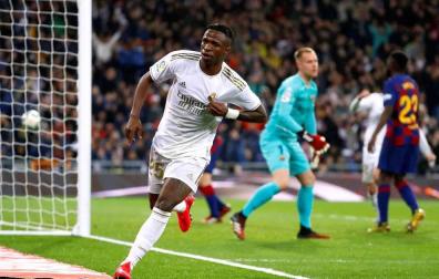 El Madrid se impone al Barça en 'el Clásico' y se pone líder