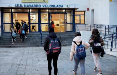 La pandemia llena de abrigos las aulas