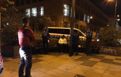 24 denunciados por consumir alcohol en la vía pública en Pamplona y 12 por incumplir el toque de queda