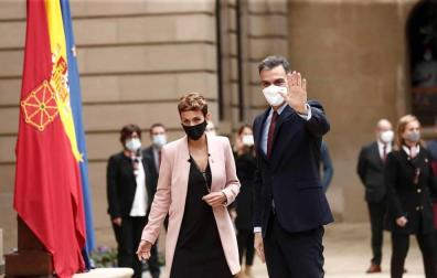 El presidente del Gobierno, Pedro Sánchez, acudió a Pamplona este viernes 13 de noviembre para reunirse con María Chivite y presentar el plan 'España Puede'.