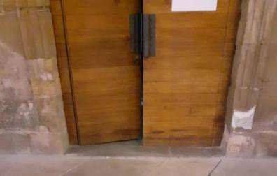 Aparecen pintadas contra el PSOE en Viana
