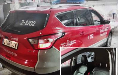 Tiran una botella a un coche de Policía Foral en Etxarri Aranatz