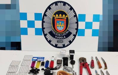 Sorprendidos al tratar de entrar en una vivienda tras robar en varios coches