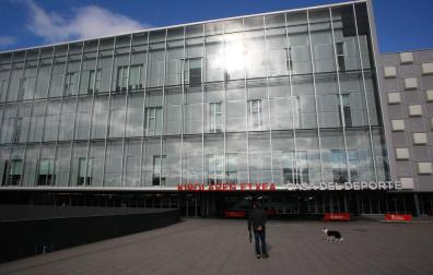 La Casa del Deporte, sede de numerosas federaciones navarras.
