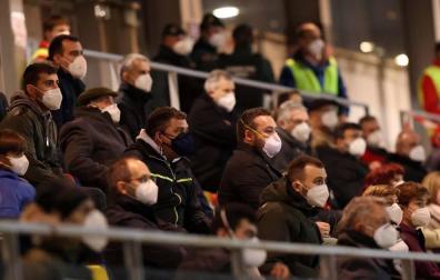 Imágenes del partido de primera ronda de la Copa del Rey disputado entre la Mutilvera y el Racing de Santander en Mutilva.