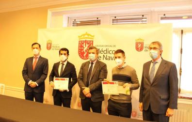 Daniel de Frutos y Carlos Bérniz ganan las Becas MIR del Colegio de Médicos