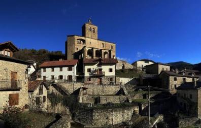 Calles, paisajes, rincones y todas las vistas posible de Roncal, localidad del pirineo navarro.