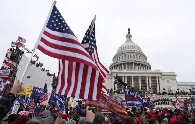 Imágenes del asalto al Capitolio de Estados Unidos.