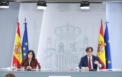 El Gobierno augura "semanas duras" y llama a "vacunar y vacunar"