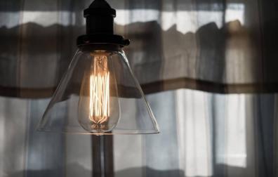 La luz alcanza su precio máximo histórico este viernes en pleno temporal