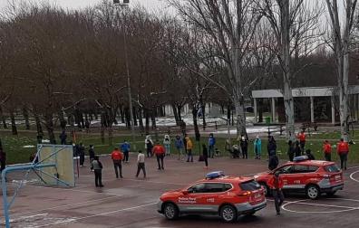 Denunciadas 37 personas por jugar a voleibol en Pamplona