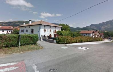 Cuatro intoxicados por inhalación del CO procedente de un brasero en una vivienda de Etxarren (Arakil)