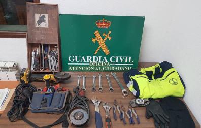 Material recuperado por la Guardia Civil en el robo de la empresa de Lodosa.