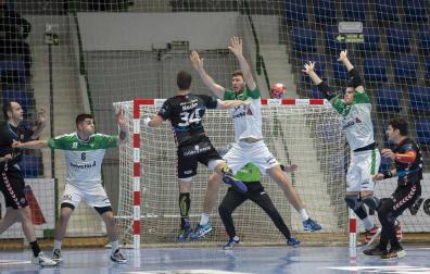Ocho jugadores del Helvetia Anaitasuna dan positivo por coronavirus
