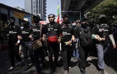 Continúan las manifestaciones en Myanmar a pesar de la represión policial