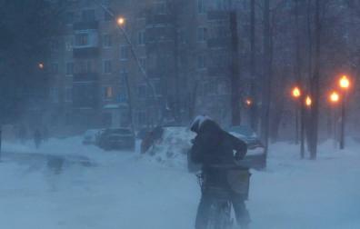 Una "nevada apocalíptica" sepulta Moscú bajo 56 centímetros de nieve