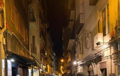 Denunciados dos establecimientos en los que había menores bebiendo alcohol en sus terrazas