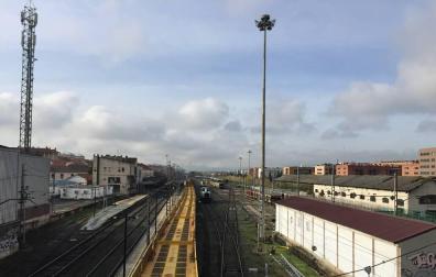 EH Bildu, Podemos e I-E piden la paralización del TAV