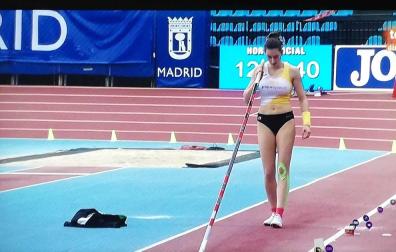 Miren Bartolomé, subcampeona de España de pértiga