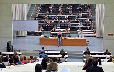 Ninguno delos 24 aprobados de la OPE de educadores infantiles, con  1.700 presentados, llegó a notable
