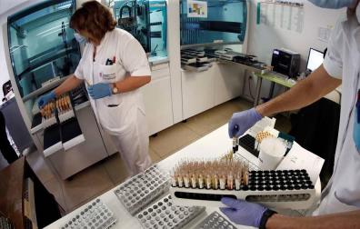 Ligero repunte de los contagios diarios tras varios de descensos