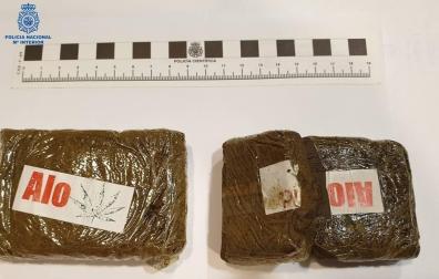 Detenido por tráfico de drogas en Pamplona cuando caminaba sin mascarilla y fuera del horario permitido