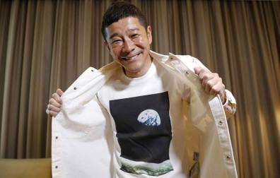 El empresario japonés Yusaku Maezawa busca ocho tripulantes que le acompañen a la Luna