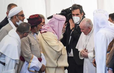 El Papa en Irak "Nosotros creyentes no podemos callar cuando el terrorismo abusa de la religión"