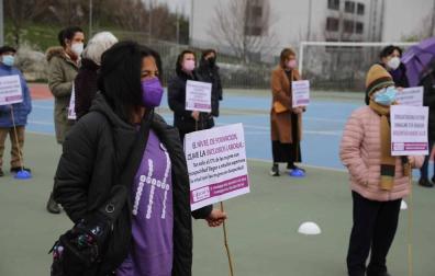 Las instituciones y diferentes colectivos de Navarra han organizado este lunes, 8 de marzo, diferentes actos para celebrar el Día Internacional de la Mujer.