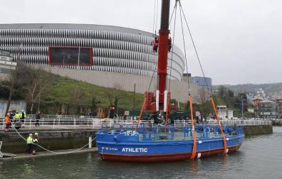 La gabarra del Athletic supera las pruebas de flotación