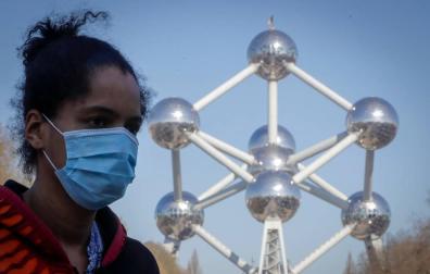 ¿El coronavirus tambalea nuestra fe en la ciencia? Cinco expertos lo analizan