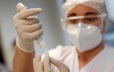 Los nuevos contagios en Navarra se mantienen en torno al medio centenar