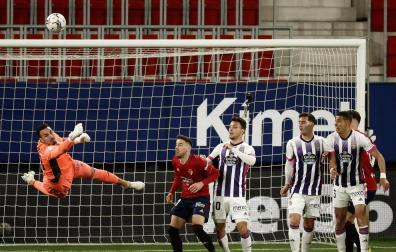 Osasuna y Valladolid se reparten los puntos para seguir en la lucha por la permanencia
