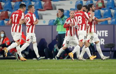 Berenguer y Raúl García meten al Athletic en la final de Copa