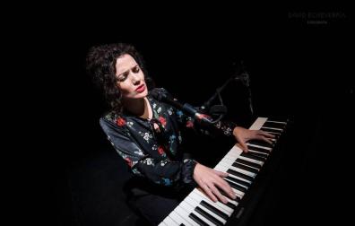 Sheila Blanco: “¡Hay tantas poetas a las que no les ha cantado nadie!”