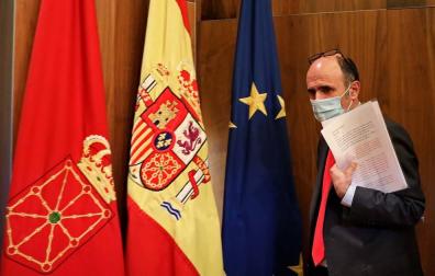 El Parlamento va a cambiar la ley que forzó la salida de Ayerdi