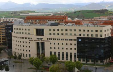 El juicio a un subastador de arte pamplonés por estafa, en noviembre