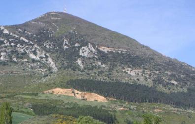 Vista de la Higa de Monreal.