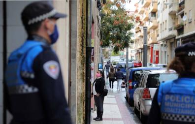 Avisos de vecinos y bares alertan a la policía de incumplimientos covid