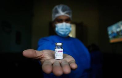 Janssen y AstraZeneca, mismo riesgos que medicamentos como la aspirina