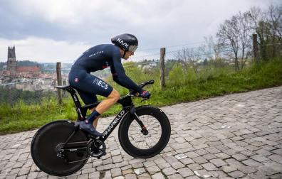 Thomas gana el Tour de Romandía en la contrarreloj, con Marc Soler cuarto