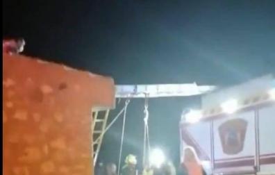 Rescatados los dos menores atrapados en un pozo de 7 metros en Toledo