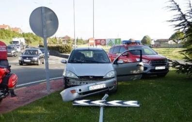 Un conductor reincidente sin carné cuadruplica la tasa de alcohol tras sufrir un accidente