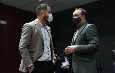 Esparza teme que la negociación presupuestaria "se está realizando en Madrid"