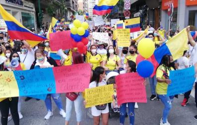 Más de 500 personas se manifiestan en Tudela en apoyo al pueblo de Colombia
