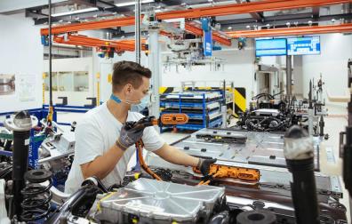 Navarra y Cataluña rivalizan por el coche eléctrico pequeño de VW