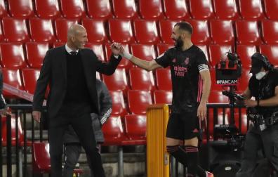 Un Real Madrid goleador mantiene la presión sobre el Atlético