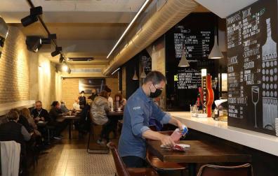 Los bares del Casco Viejo empiezan a notar la reactivación del turismo