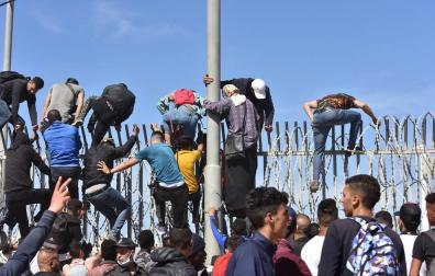 Marruecos cierra los accesos fronterizos e interrumpe el éxodo migratorio