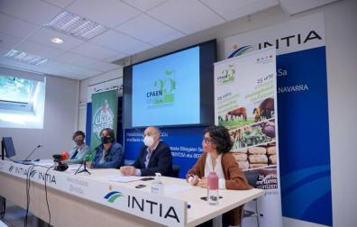 Mirian Otxotorena presidenta de CPAEN; Silvia Larrañeta, coordinadora de promoción y proyectos de CPAEN; Natalia Bellostas, gerente de INTIA; y Fernando Santafé, director general de Desarrollo Rural.